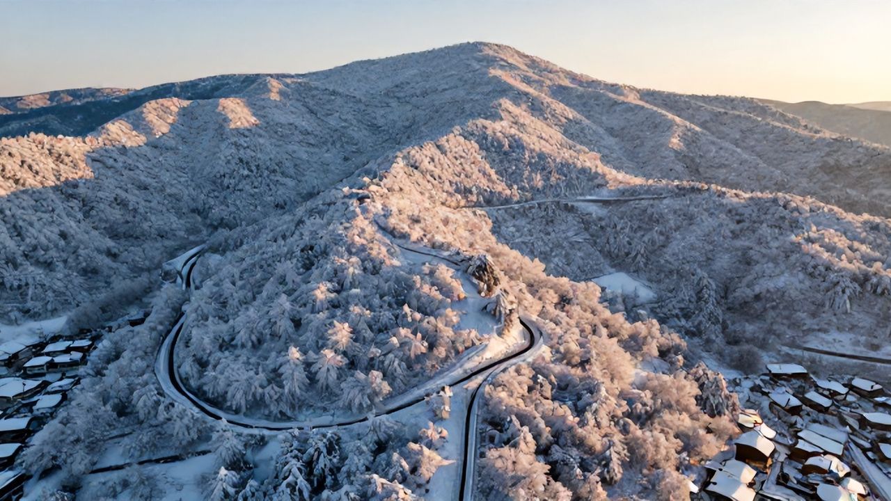 Tekirdağ'da Ganos Dağı Beyaza Büründü: Havadan Büyüleyici Görüntüler