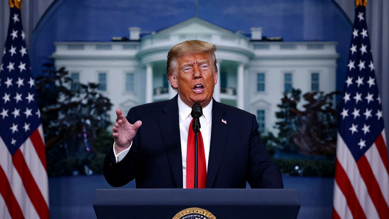 Trump'tan Fed Başkanı Powell'a Dava Açma Tehdidi